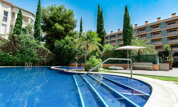 Herverkoop - Appartement -
Albir