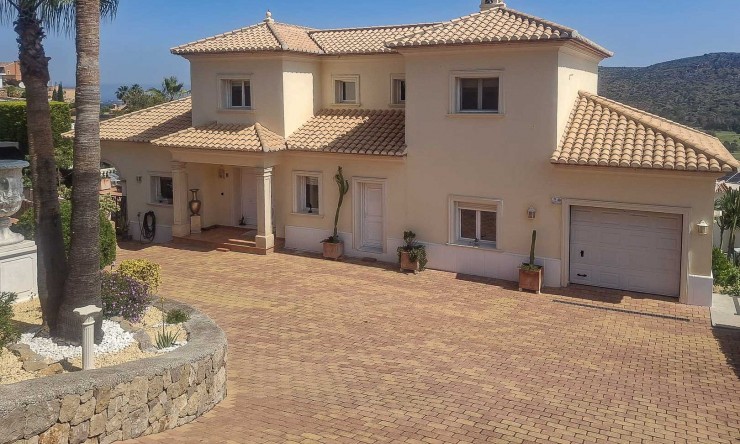 Reventa - Villa -
Pedreguer - La Sella