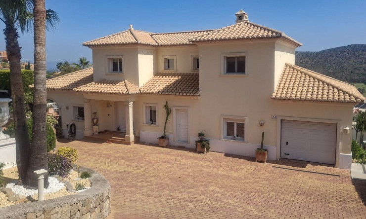 Reventa - Villa -
Pedreguer - La Sella