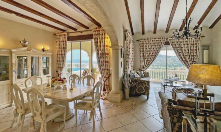 Reventa - Villa -
Pedreguer - La Sella