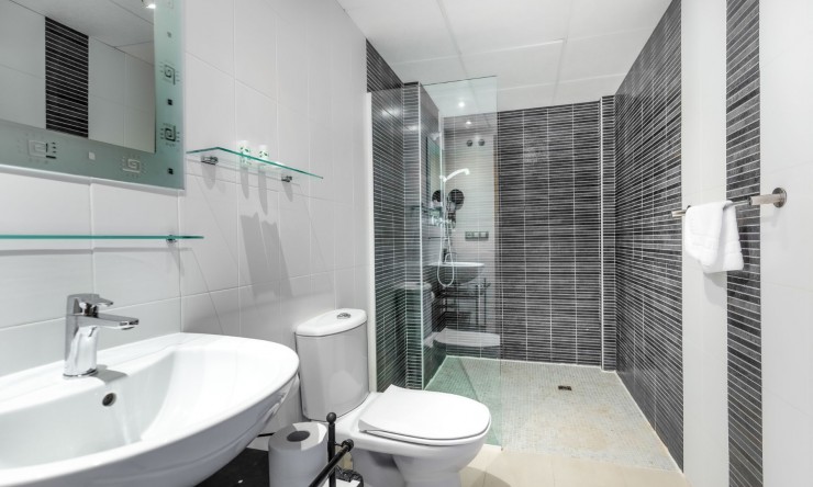 Herverkoop - Appartement -
Albir