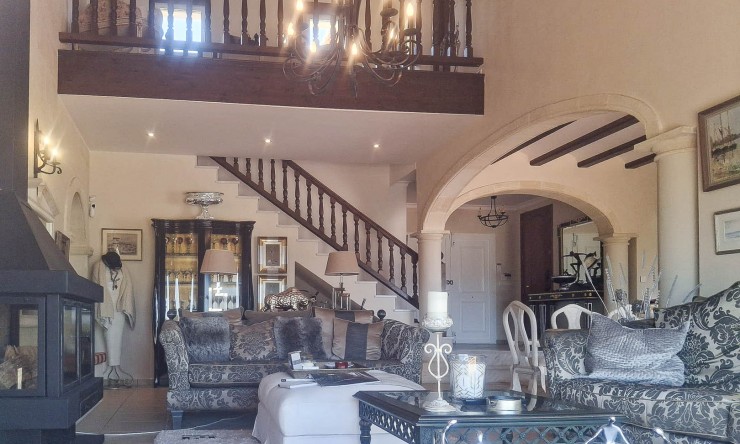 Reventa - Villa -
Pedreguer - La Sella