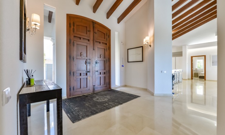 Wiederverkauf - Villa -
Altea - Sierra de Altea