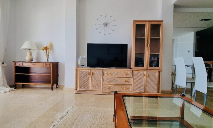 Lange Termijn Verhuur - Appartement -
Altea