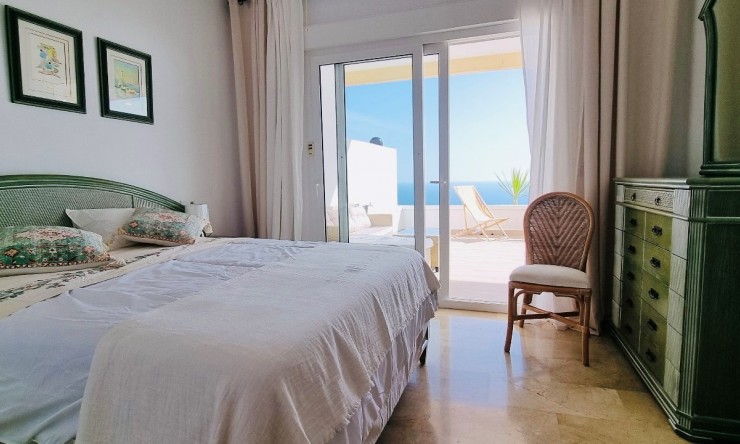 Lange Termijn Verhuur - Appartement -
Altea