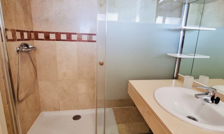 Lange Termijn Verhuur - Appartement -
Altea