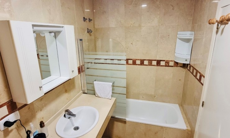 Lange Termijn Verhuur - Appartement -
Altea