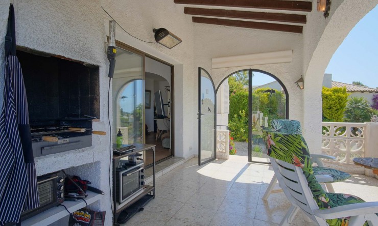 Wiederverkauf - Villa -
Altea - Alhama Springs