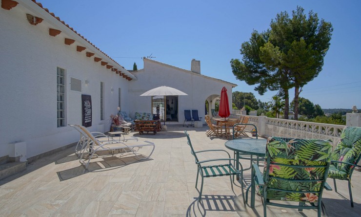 Wiederverkauf - Villa -
Altea - Alhama Springs