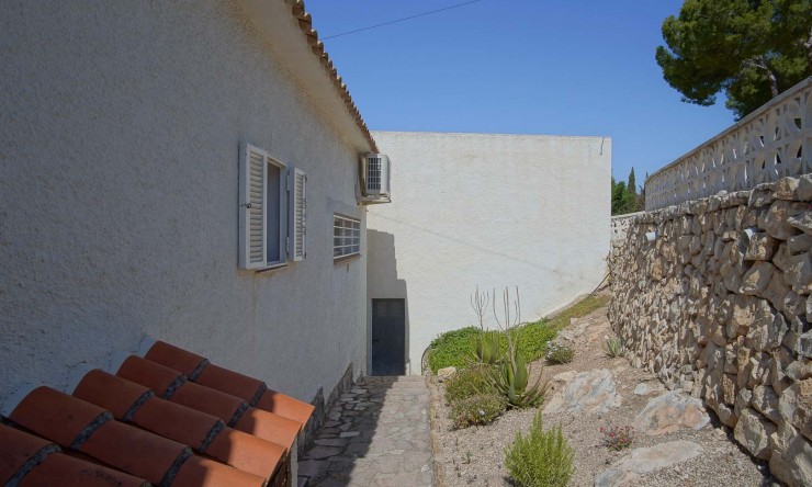 Wiederverkauf - Villa -
Altea - Alhama Springs
