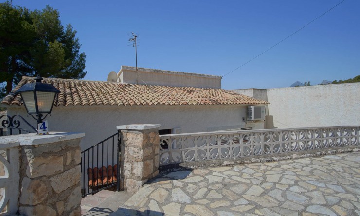 Wiederverkauf - Villa -
Altea - Alhama Springs
