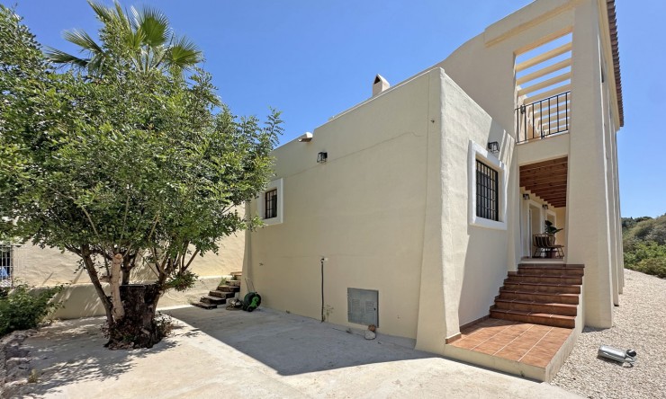 Revente - Villa -
Jalón