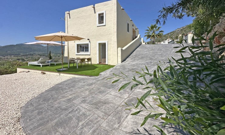 Revente - Villa -
Jalón