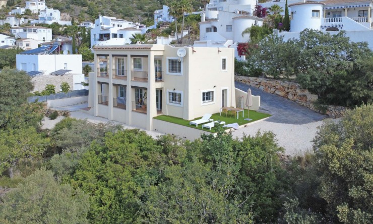 Revente - Villa -
Jalón