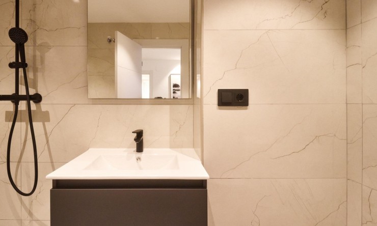 Herverkoop - Appartement -
Fuengirola