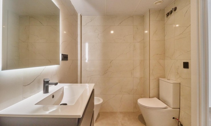 Herverkoop - Appartement -
Fuengirola