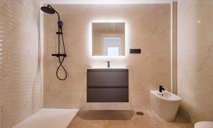 Herverkoop - Appartement -
Fuengirola