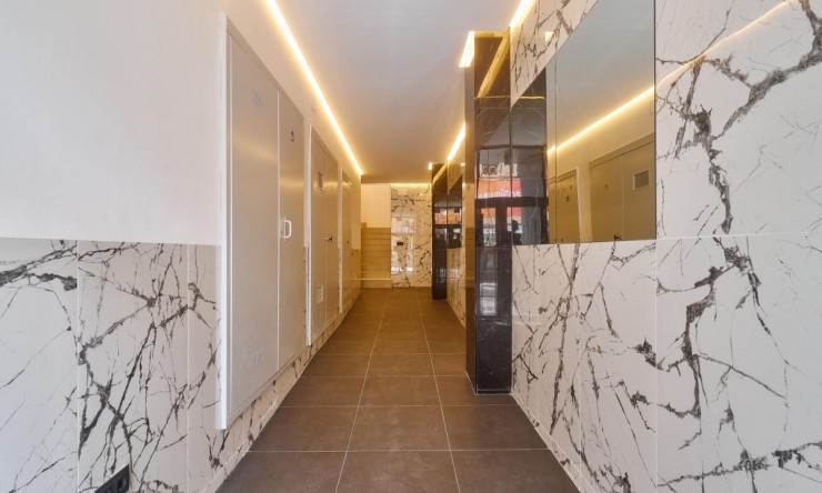 Herverkoop - Appartement -
Fuengirola