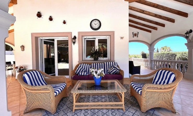 Revente - Villa -
Jávea - Granadella