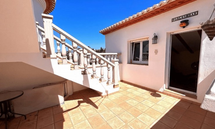 Revente - Villa -
Jávea - Granadella