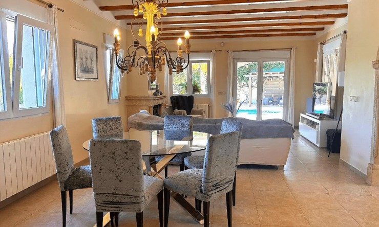 Revente - Villa -
Jávea - Granadella