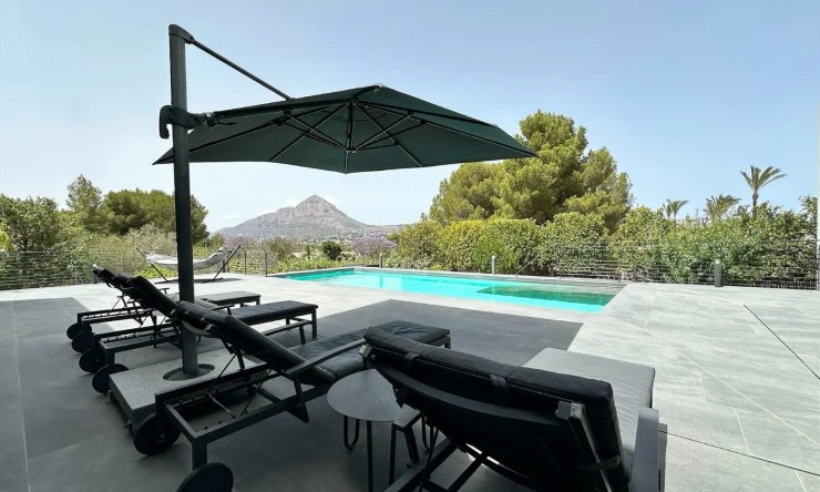 Revente - Villa -
Jávea - Puerta Fenicia