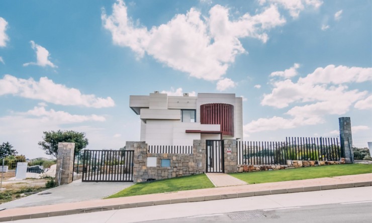 Resale - House -
Mijas Costa