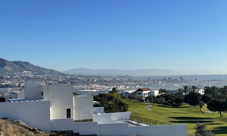 Resale - House -
Mijas Costa