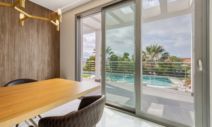 Resale - Villa -
La Nucía
