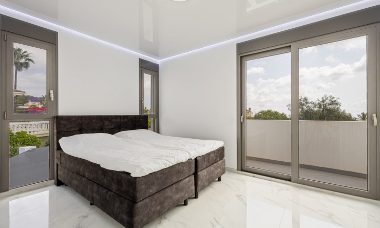Resale - Villa -
La Nucía