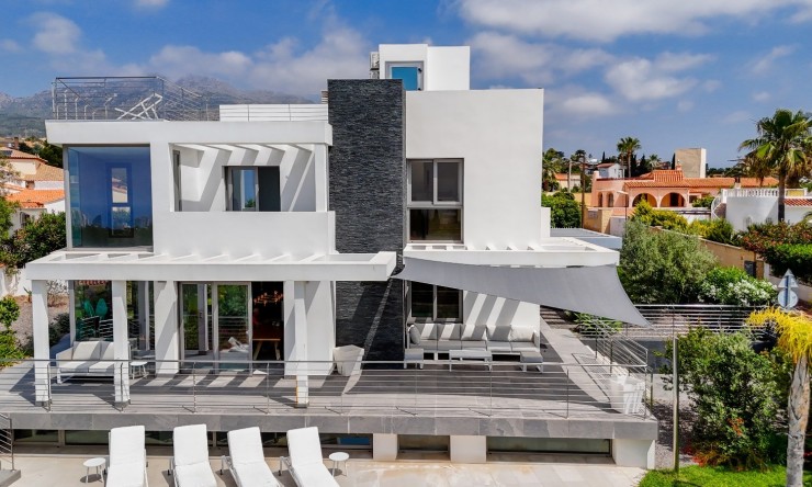 Resale - Villa -
La Nucía