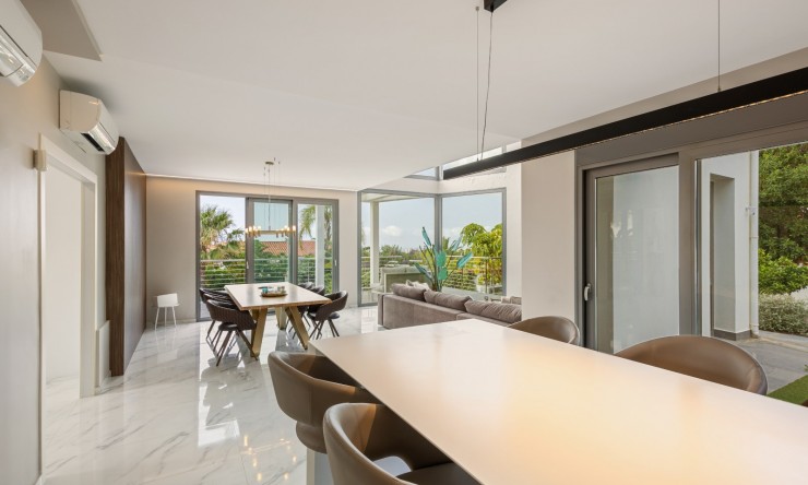 Resale - Villa -
La Nucía