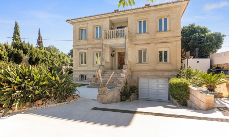 Revente - Villa -
Denia - Las Rotas