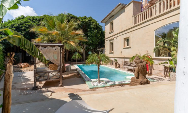 Revente - Villa -
Denia - Las Rotas