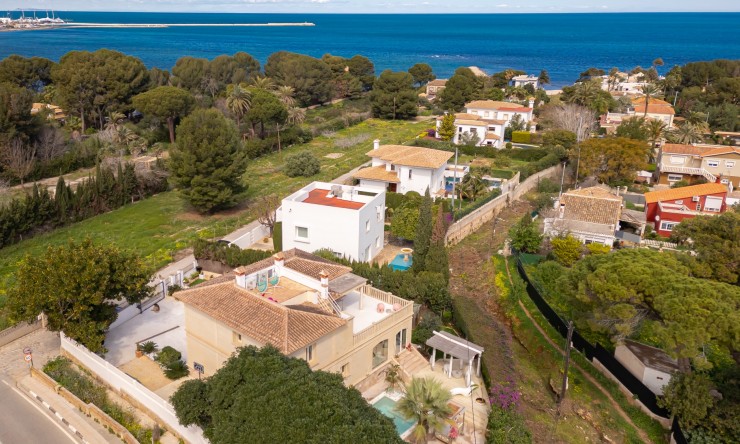 Revente - Villa -
Denia - Las Rotas