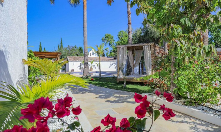 Resale - Villa -
Jávea - Jesús Pobre
