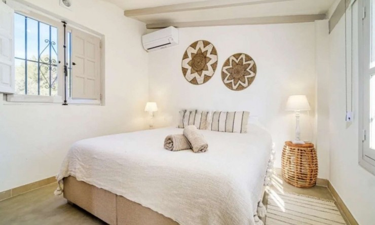 Resale - Villa -
Jávea - Jesús Pobre