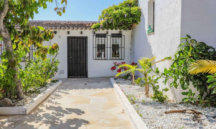 Resale - Villa -
Jávea - Jesús Pobre