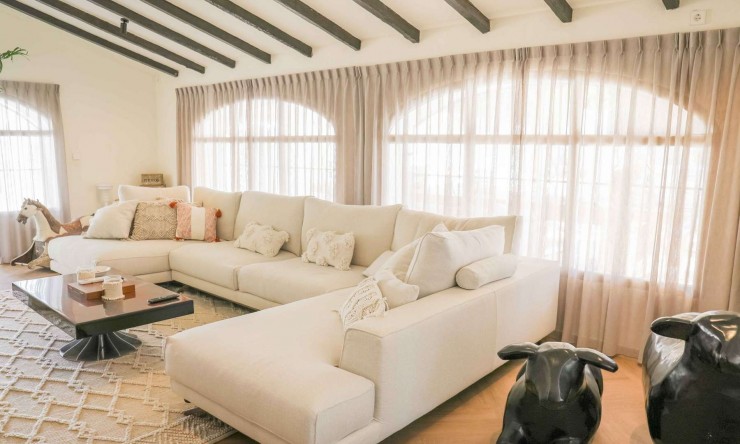 Resale - Villa -
Jávea - Jesús Pobre
