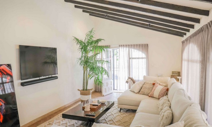 Resale - Villa -
Jávea - Jesús Pobre