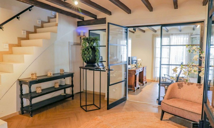 Resale - Villa -
Jávea - Jesús Pobre