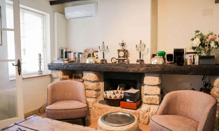 Resale - Villa -
Jávea - Jesús Pobre