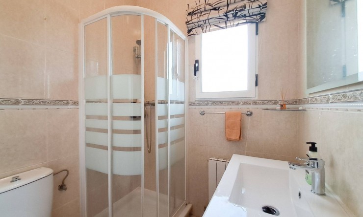 Resale - Villa -
Dehesa de Campoamor