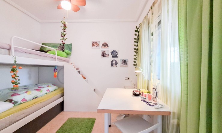 Resale - Villa -
Dehesa de Campoamor