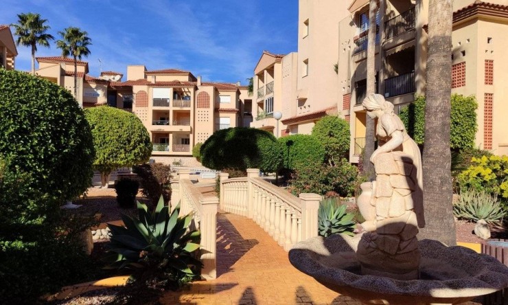 Resale - Apartment -
Albir