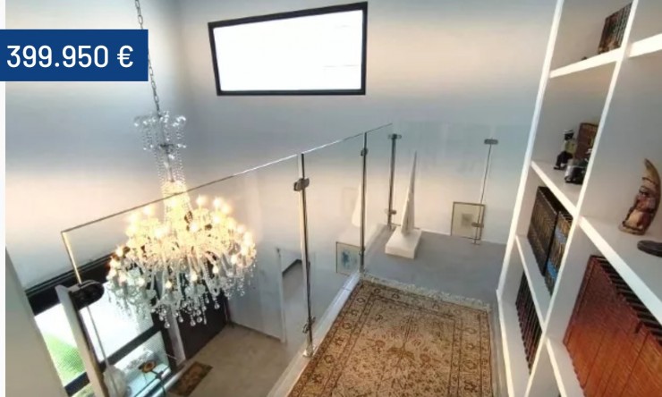 Resale - Villa -
Dolores