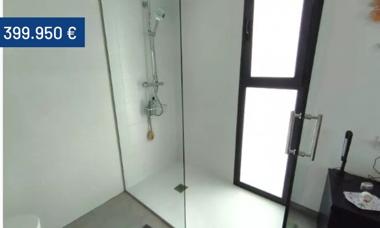 Resale - Villa -
Dolores
