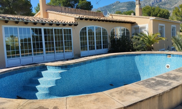 Resale - Finca -
Altea - Altea La Vella