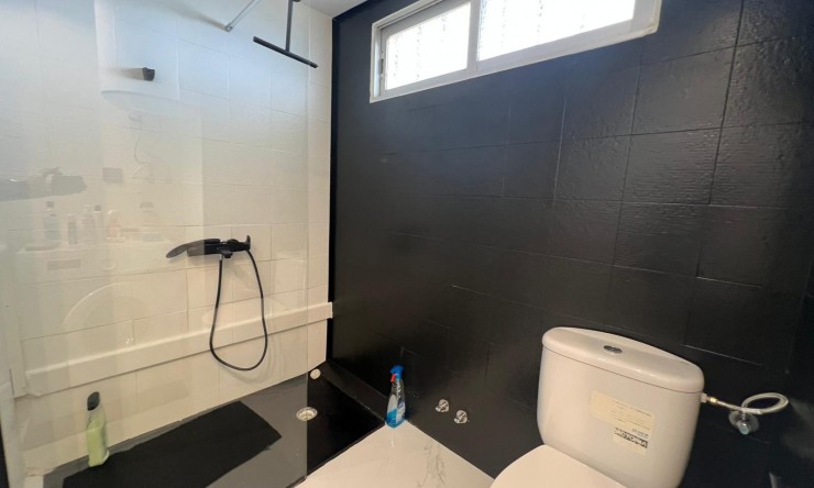 Herverkoop - Appartement -
Benidorm - Levante