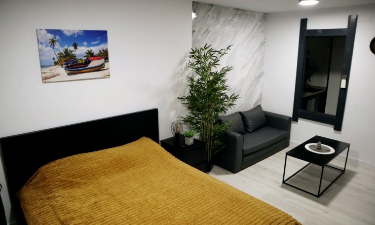 Herverkoop - Appartement -
Benidorm - Levante
